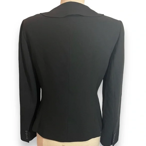 Vintage Sleek Ruffled Nygard Blazer - Picture 2 of 3